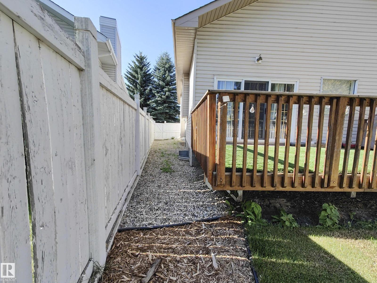 215 Peter Cl Nw Property Photo 52