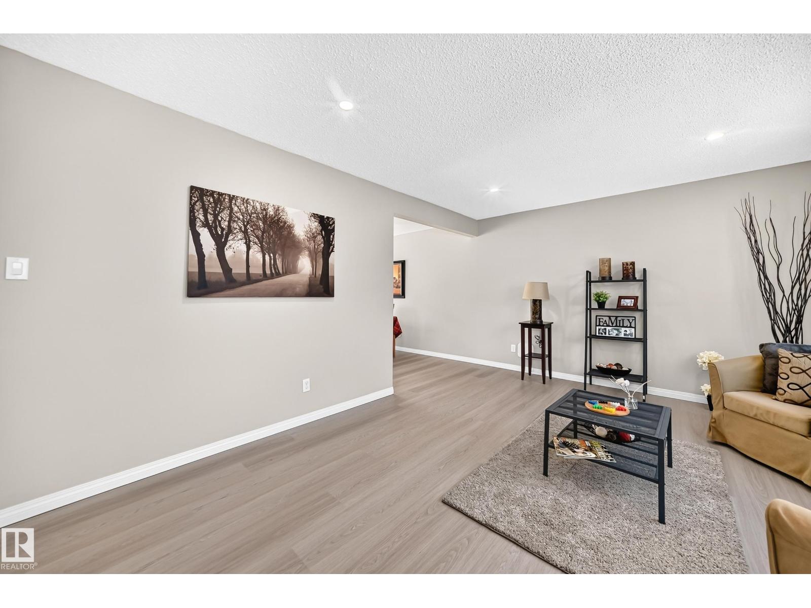 3 Grantham Pl Property Photo 17