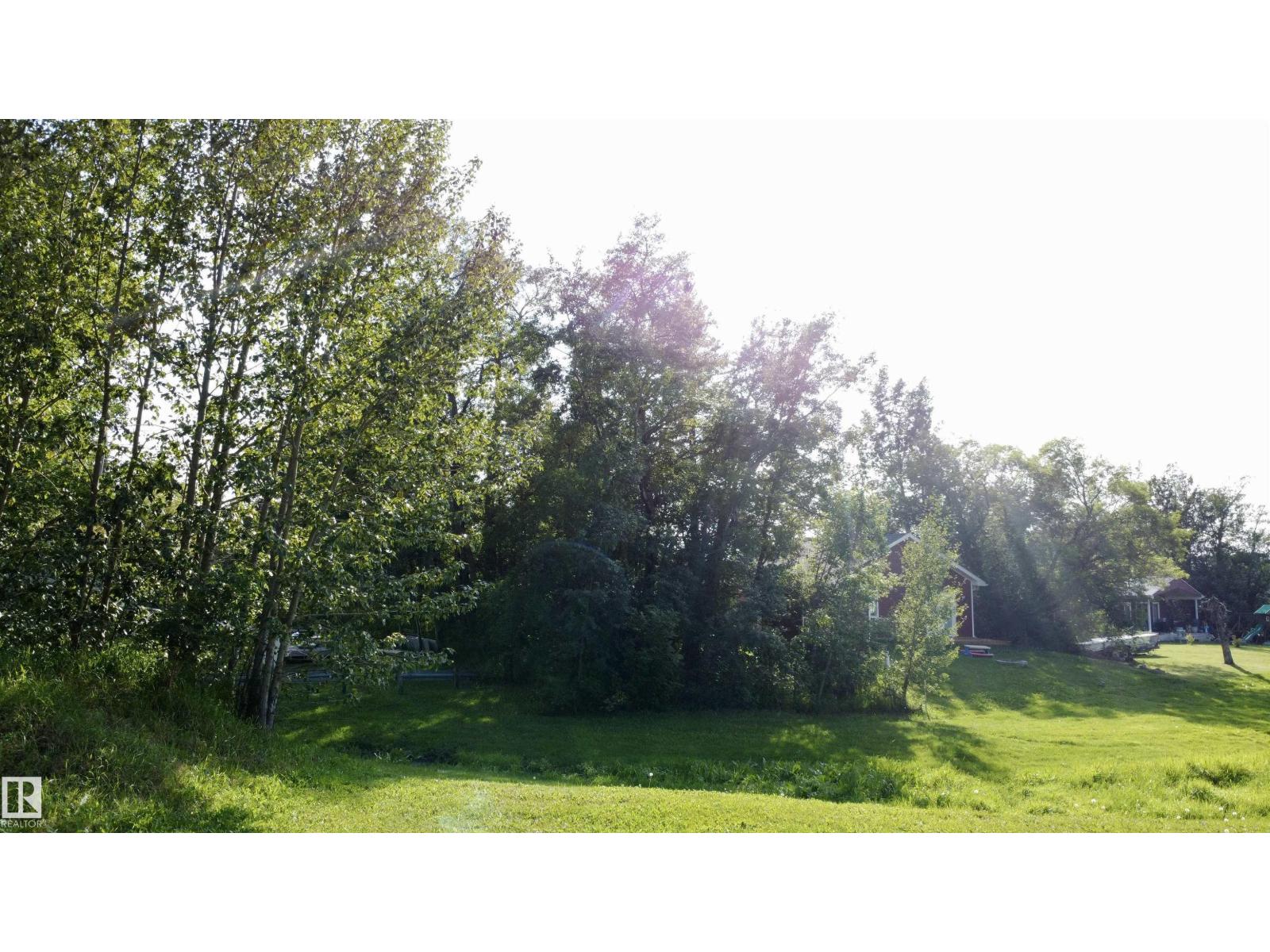 4704 50a St Property Photo 1