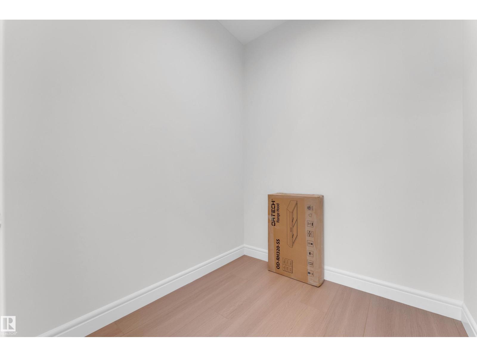 2824 194 St Nw Property Photo 5