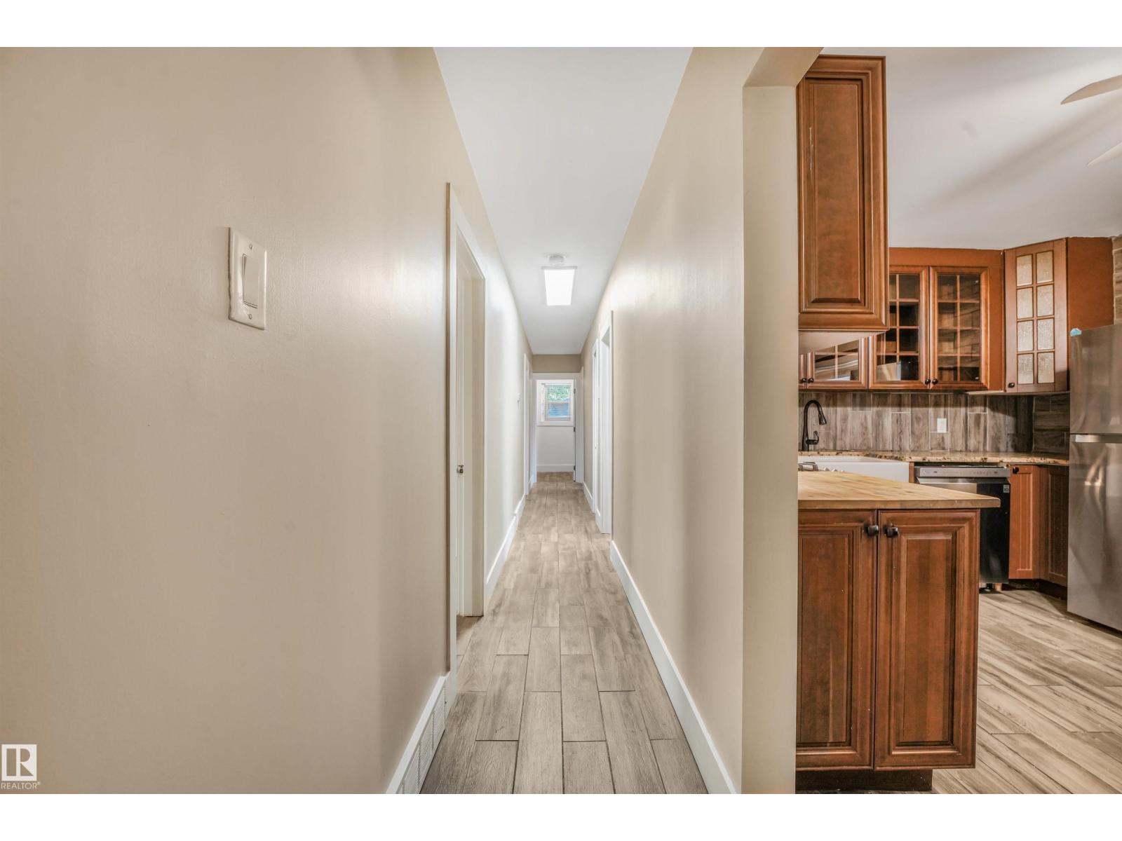 9347 105 Av Nw Nw Property Photo 15