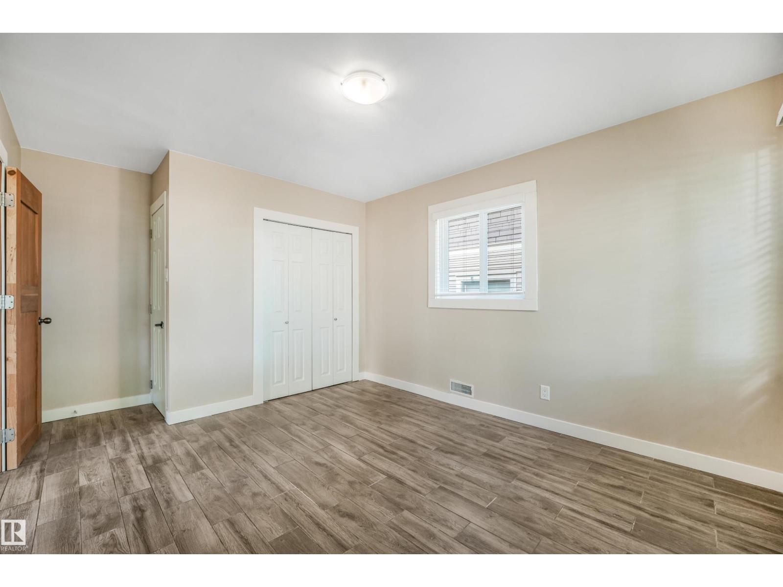 9347 105 Av Nw Nw Property Photo 22