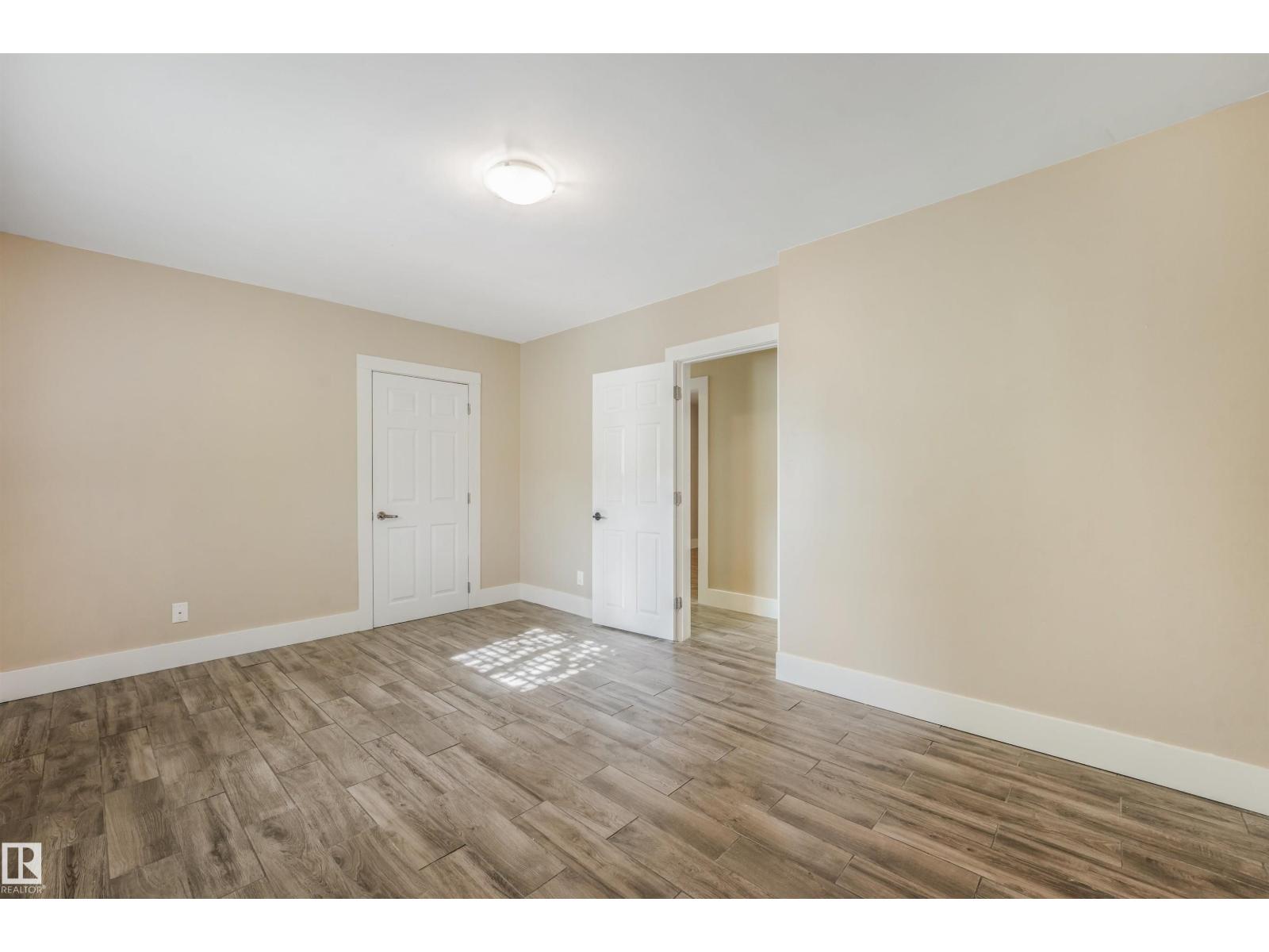 9347 105 Av Nw Nw Property Photo 25