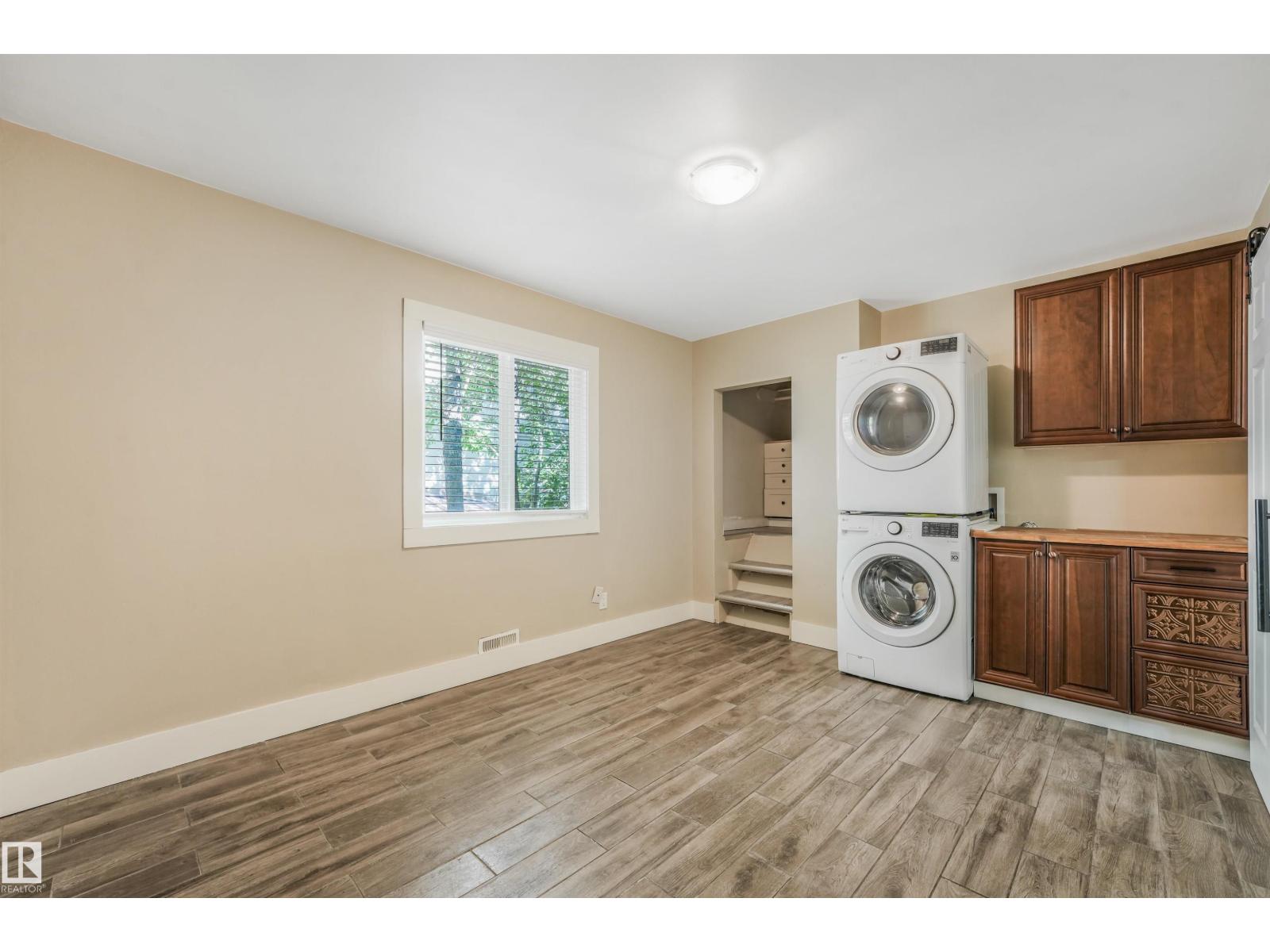 9347 105 Av Nw Nw Property Photo 28