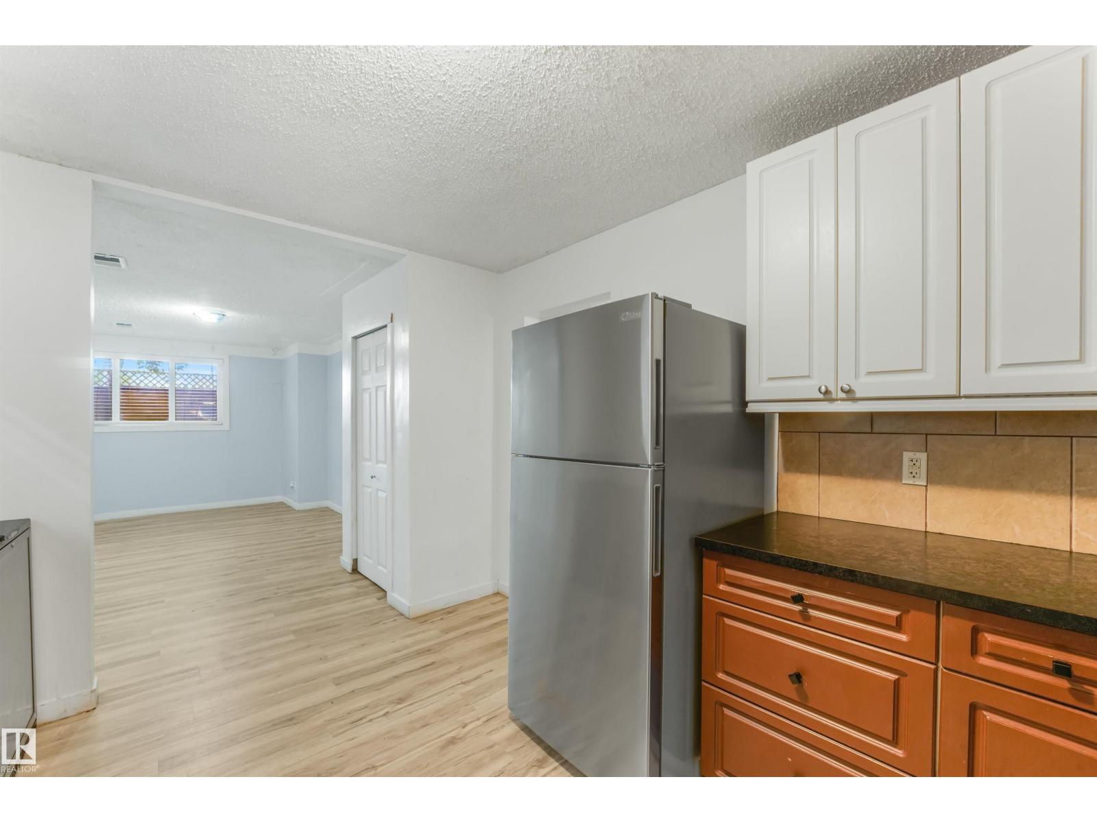 9347 105 Av Nw Nw Property Photo 40