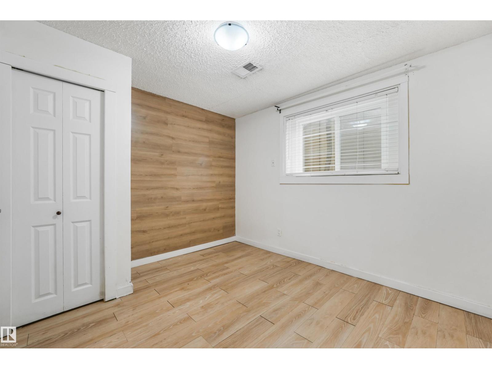 9347 105 Av Nw Nw Property Photo 44