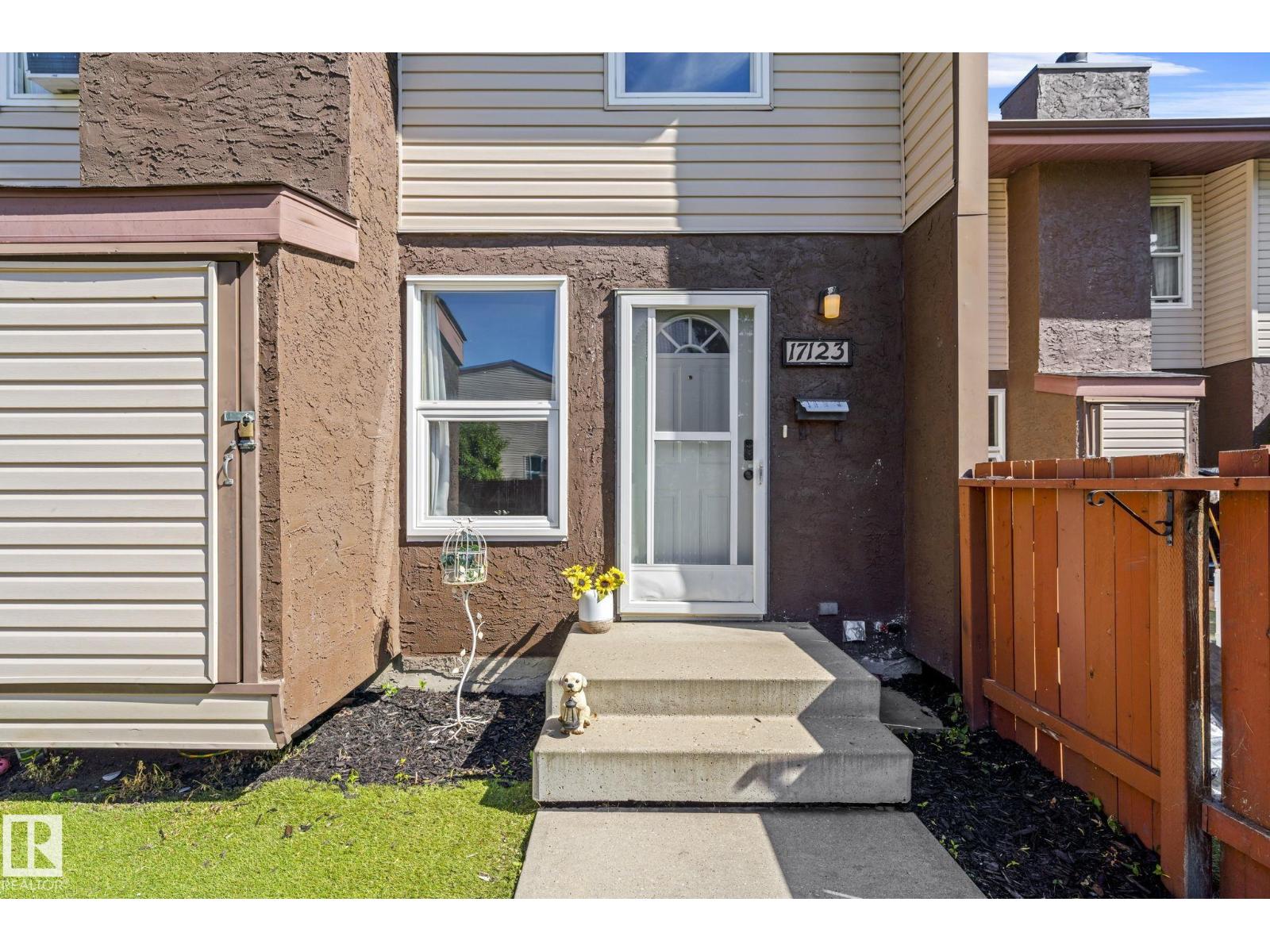 17123 109 St Nw Property Photo 1