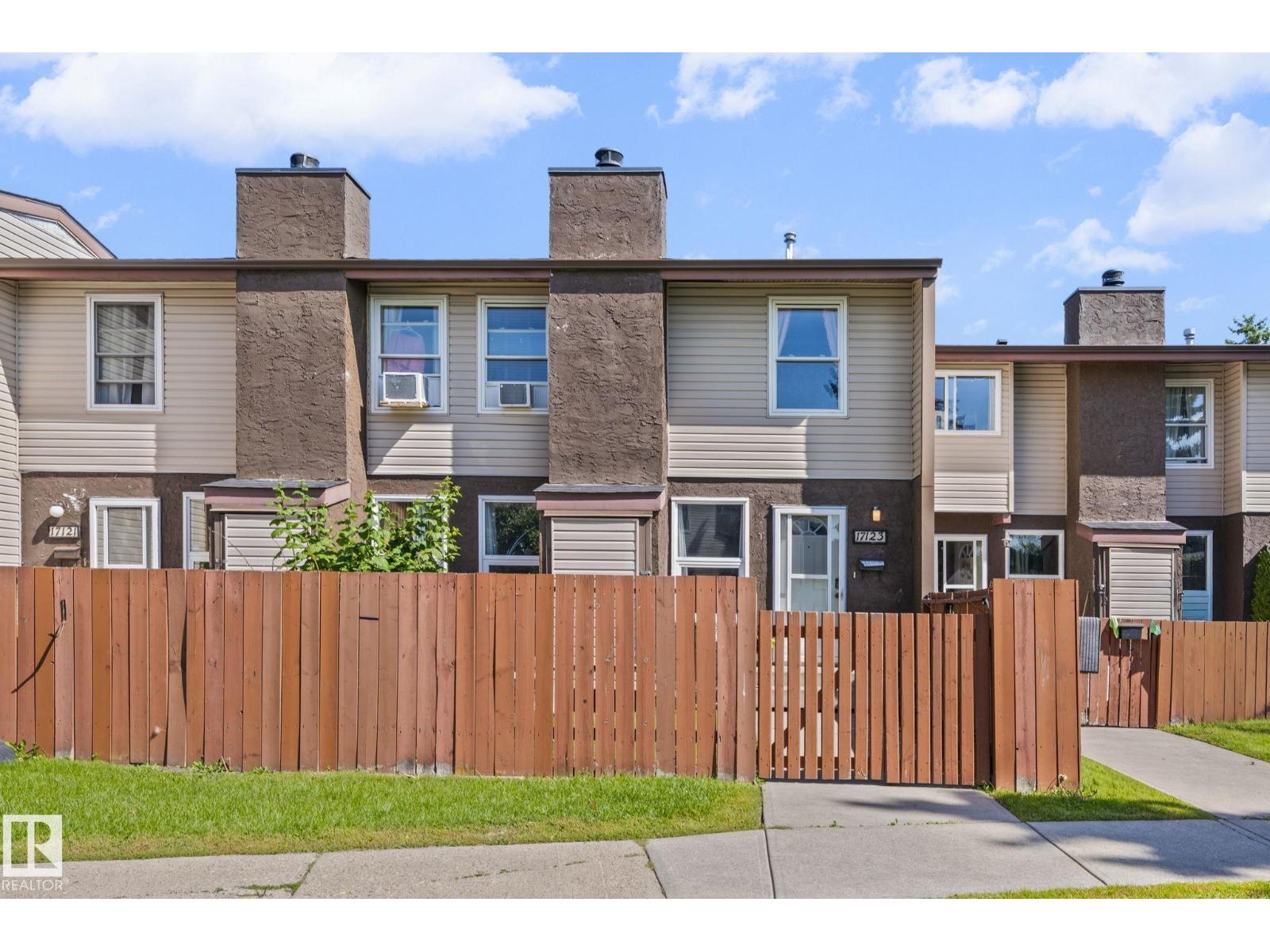 17123 109 St Nw Property Photo 1