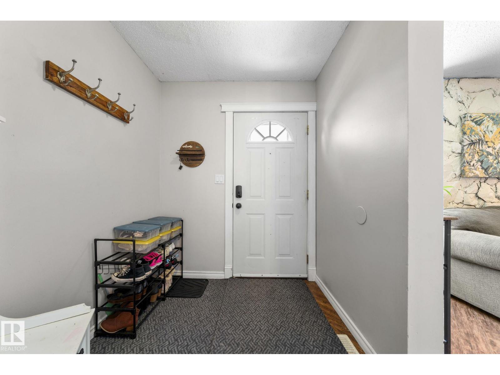 17123 109 St Nw Property Photo 5
