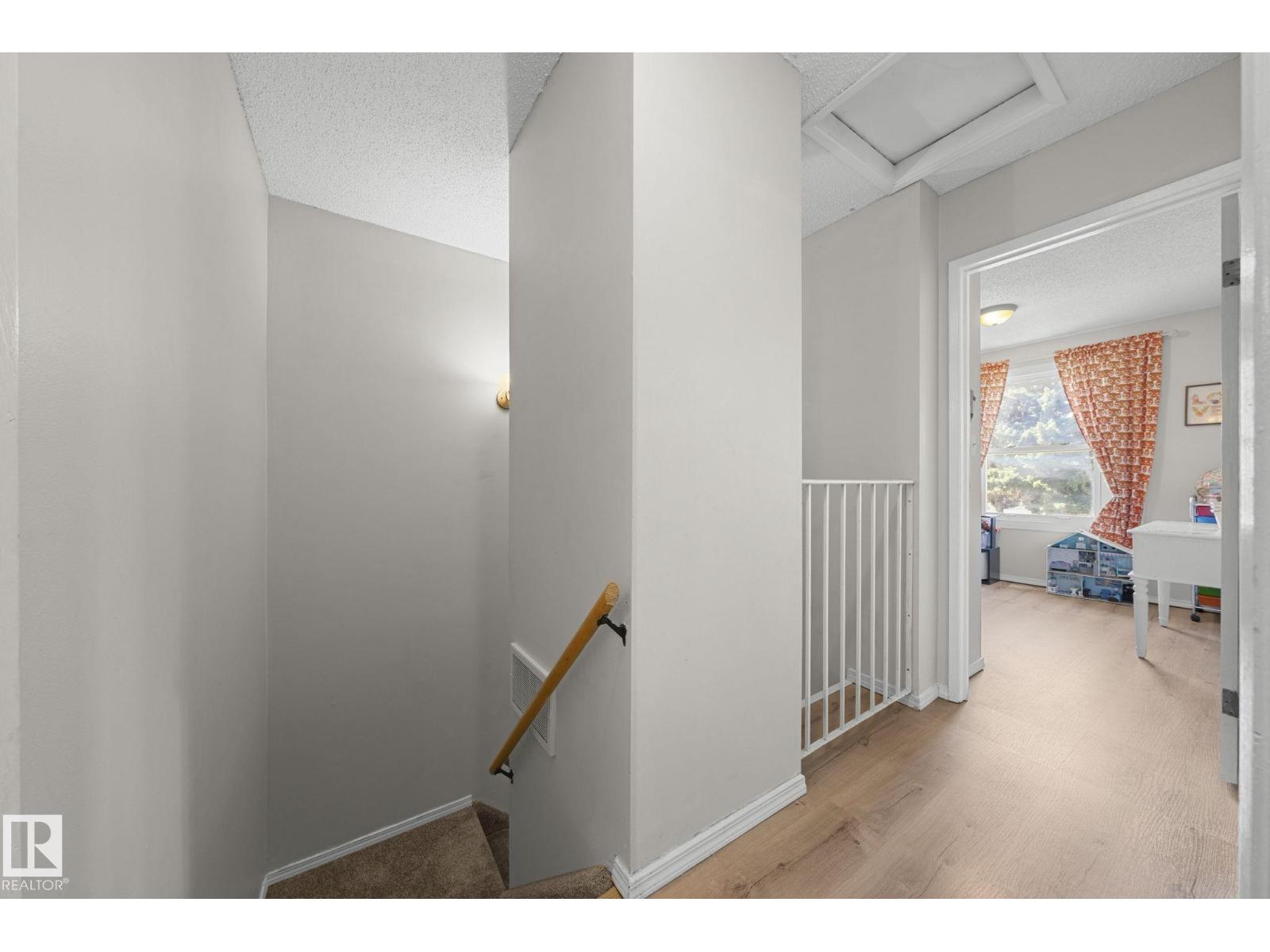 17123 109 St Nw Property Photo 14