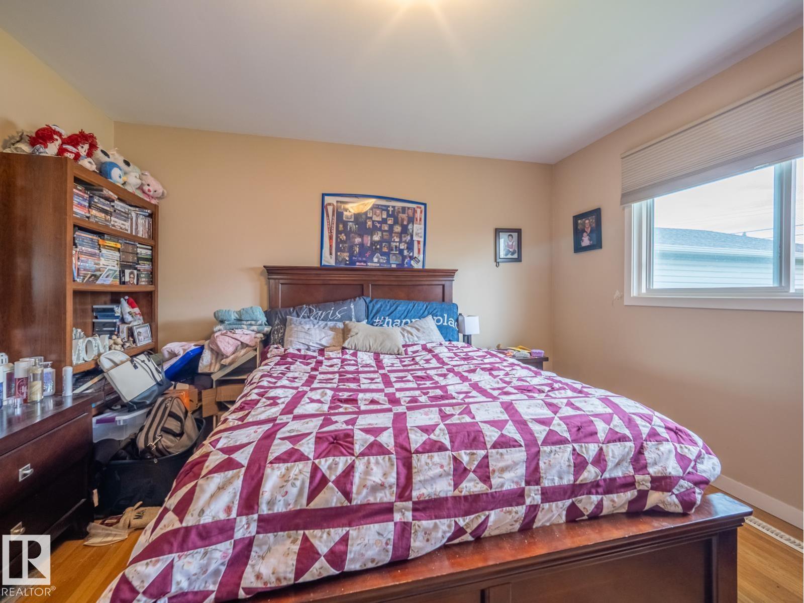 16706 80 Av Nw Property Photo 9