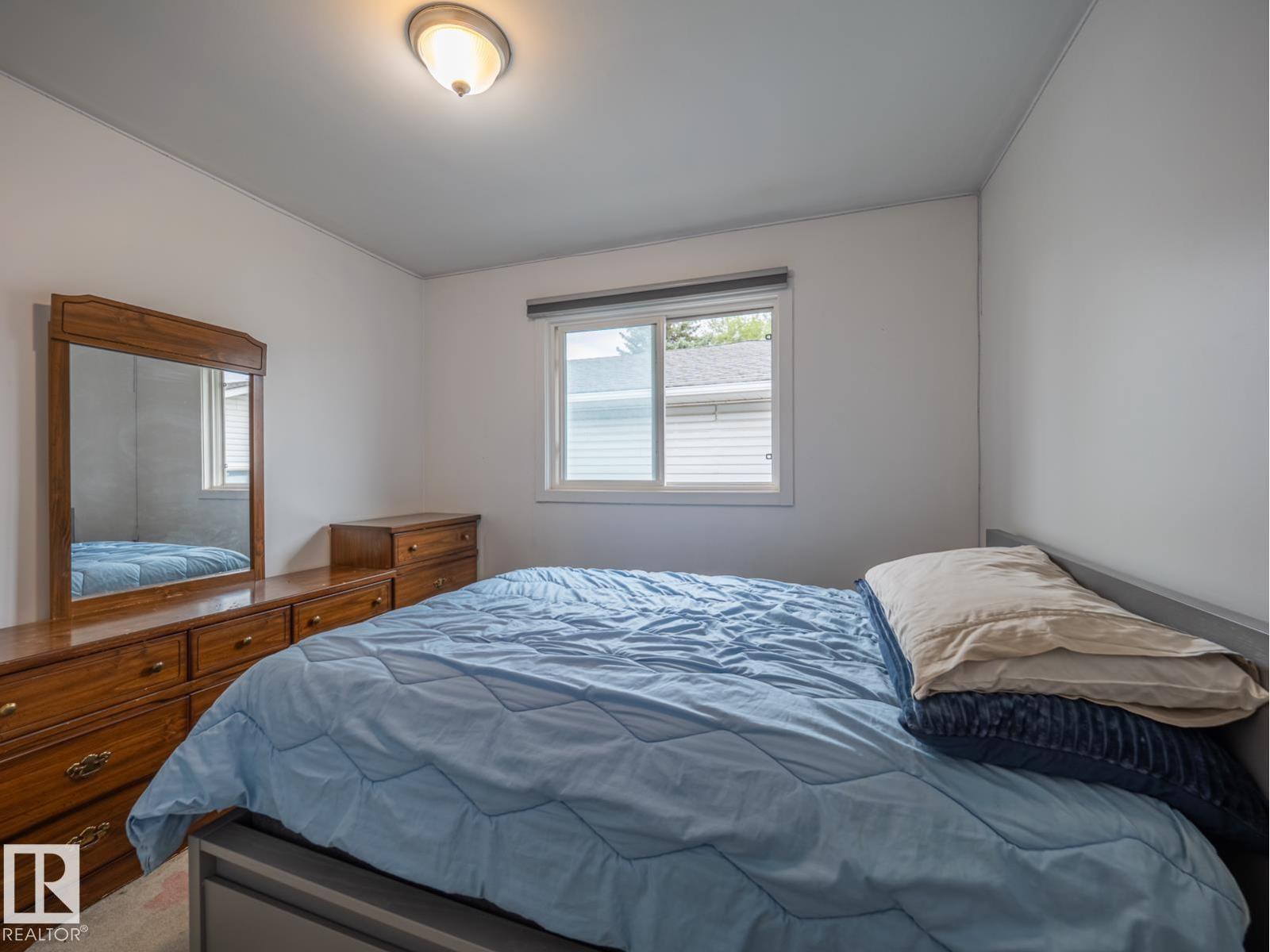 16706 80 Av Nw Property Photo 11