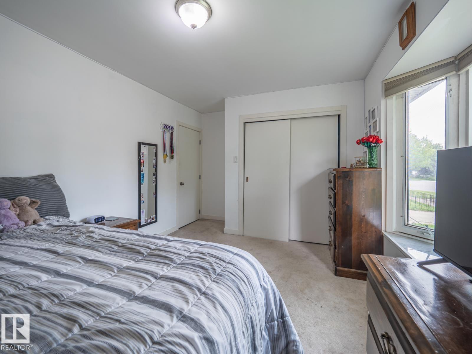 16706 80 Av Nw Property Photo 12