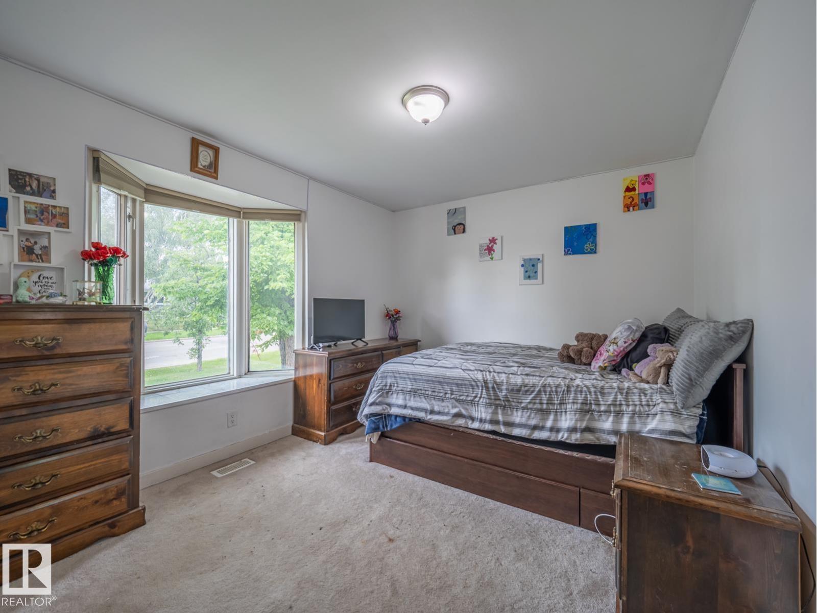 16706 80 Av Nw Property Photo 13