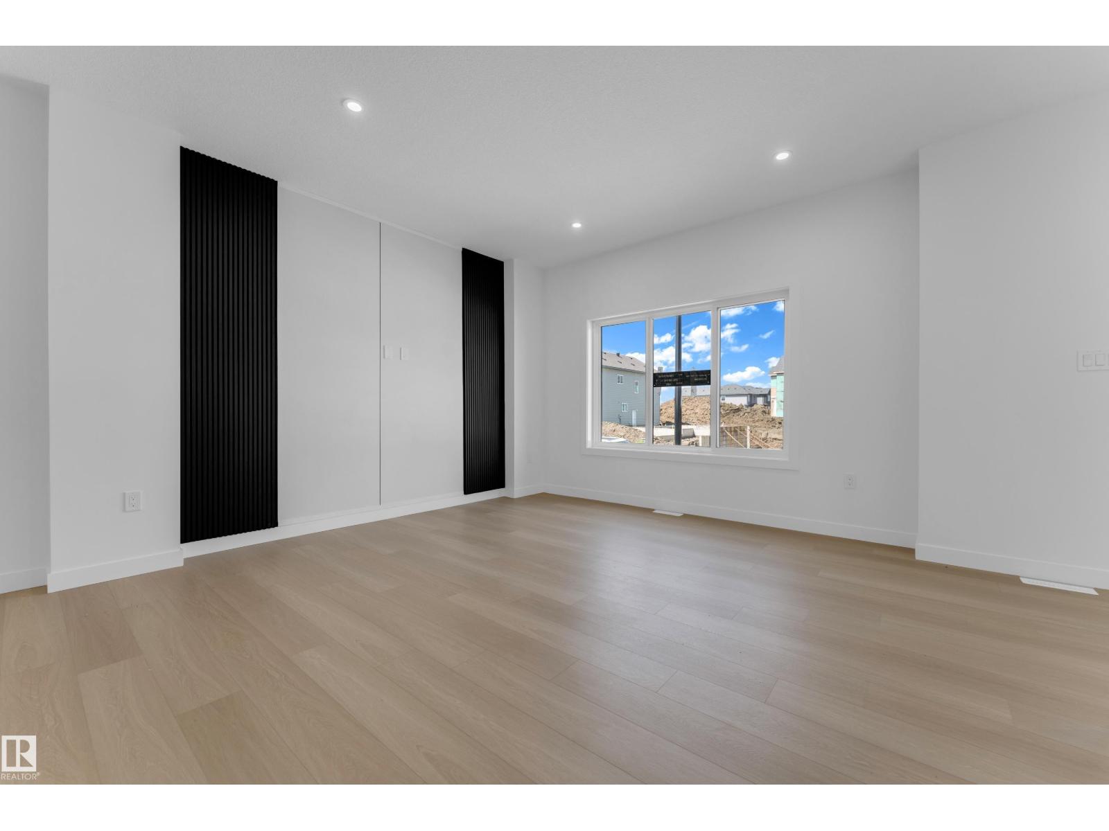 13011 186 Av Nw Property Photo 11