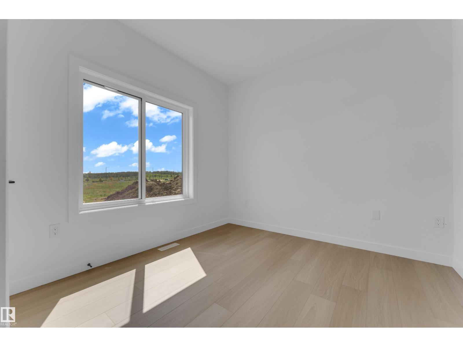 13011 186 Av Nw Property Photo 17