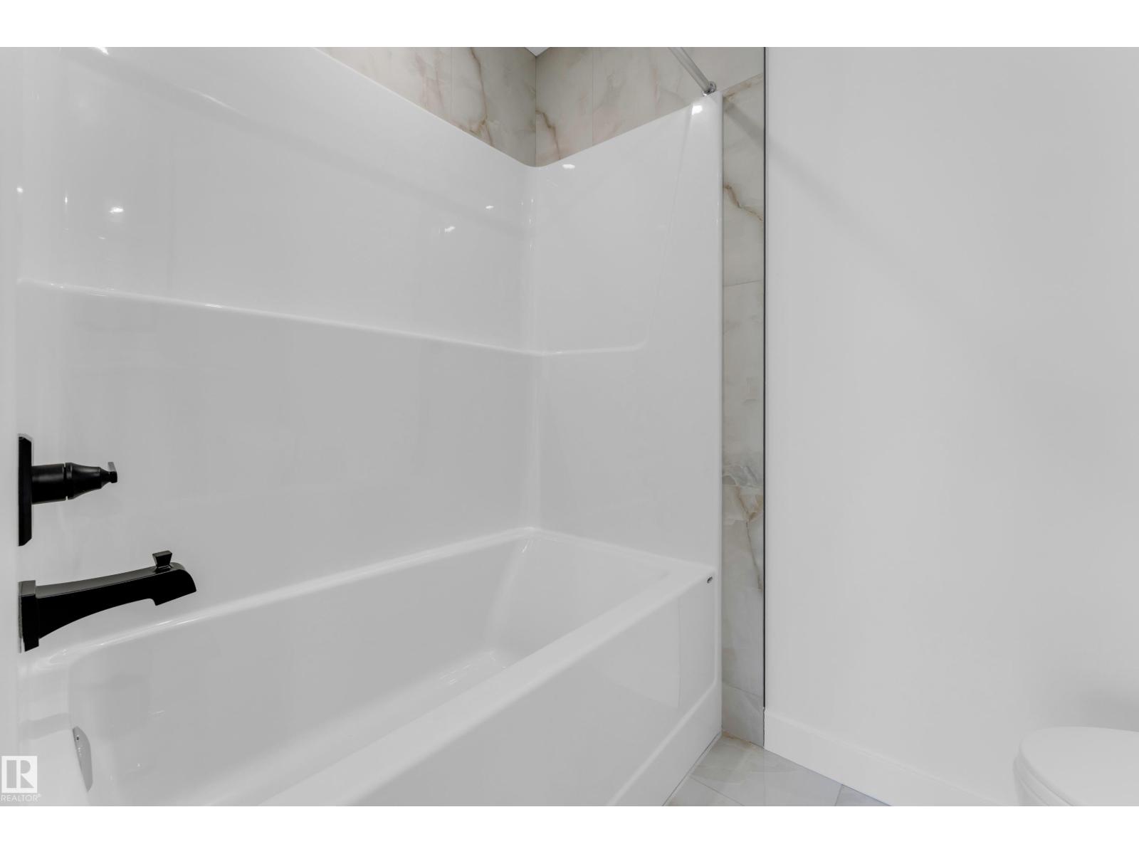13011 186 Av Nw Property Photo 27