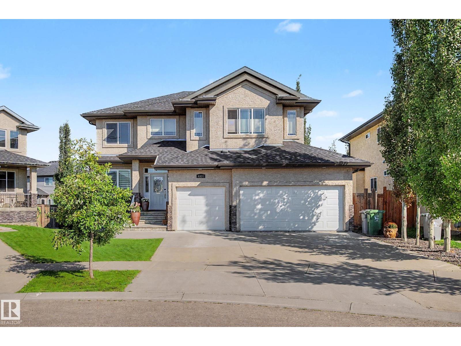 6324 56 AV Property Photo 1