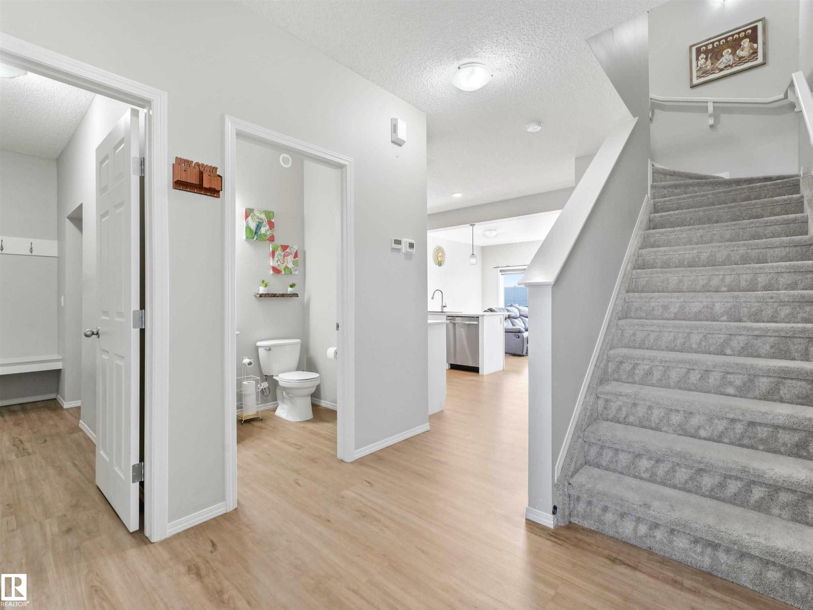 2435 12 Av Nw Property Photo 26