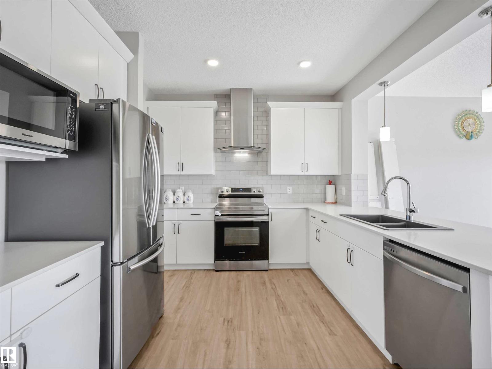 2435 12 Av Nw Property Photo 32