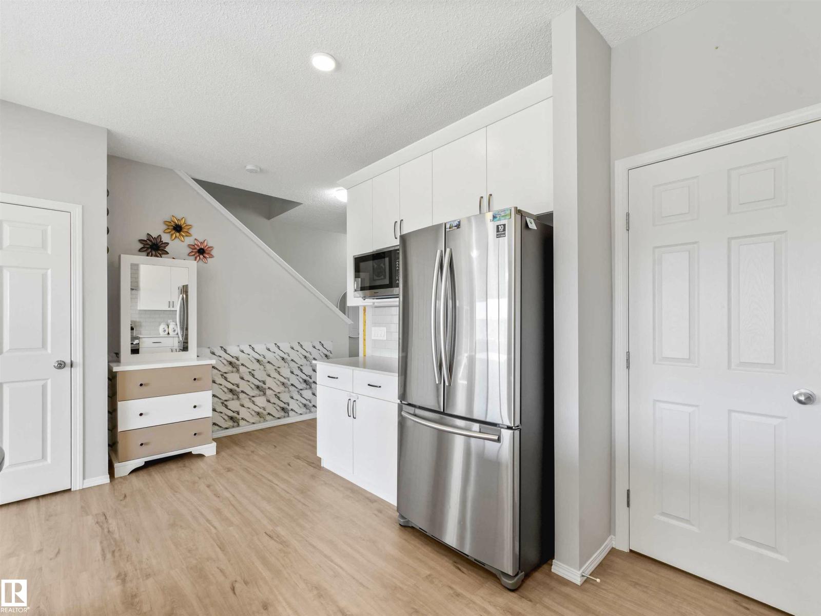 2435 12 Av Nw Property Photo 35