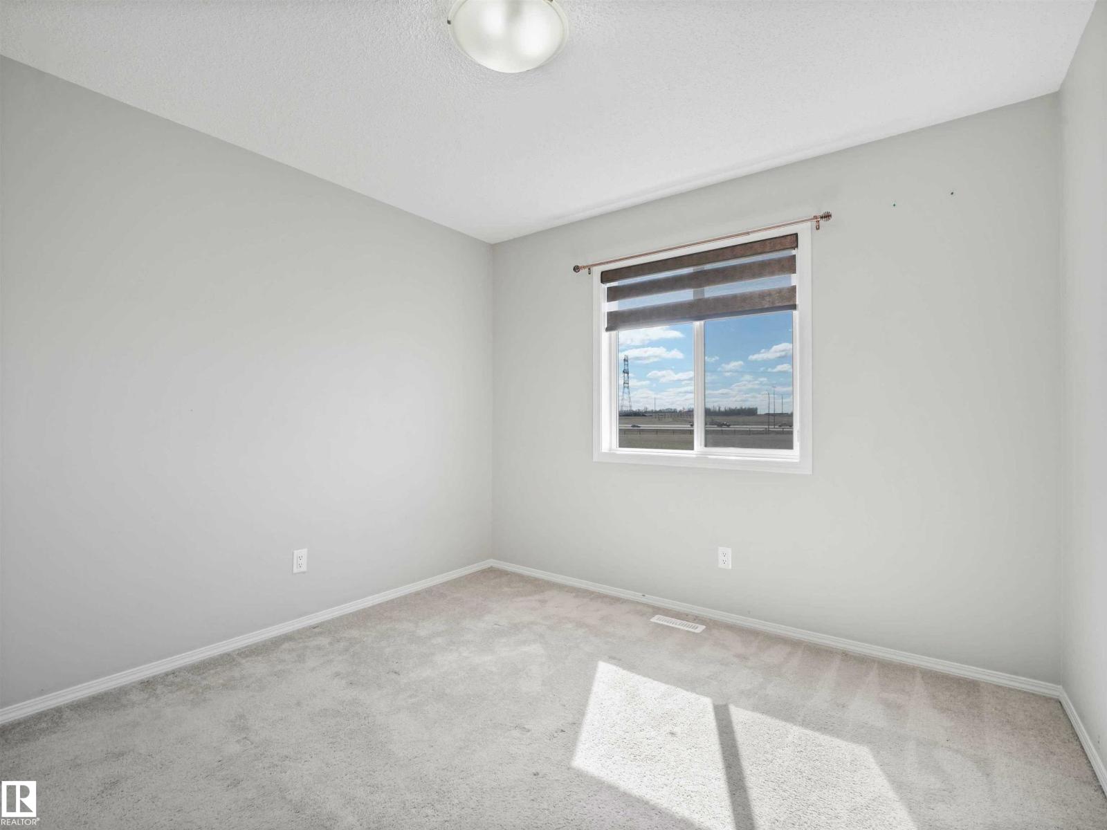 2435 12 Av Nw Property Photo 52