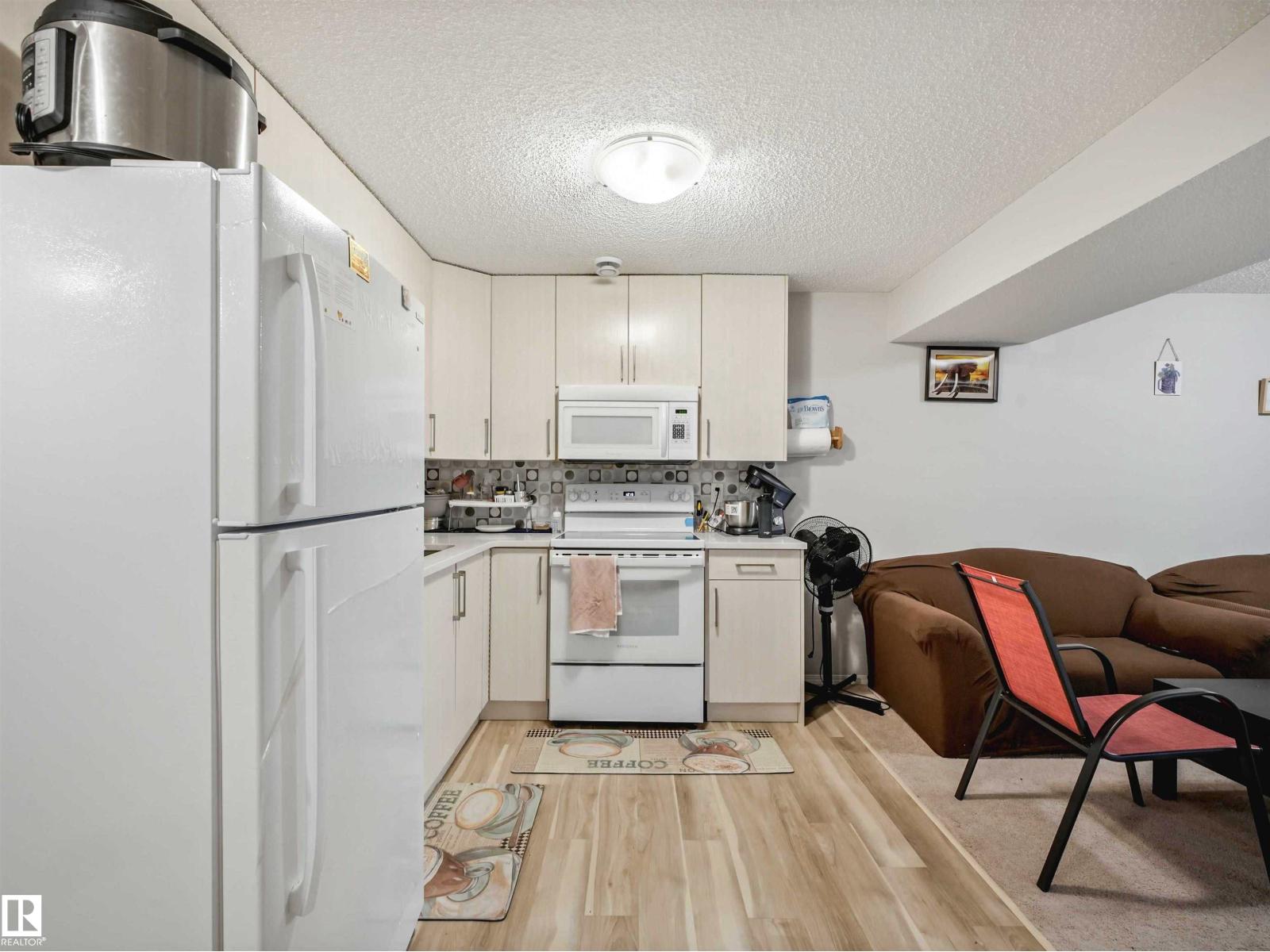 2435 12 Av Nw Property Photo 66