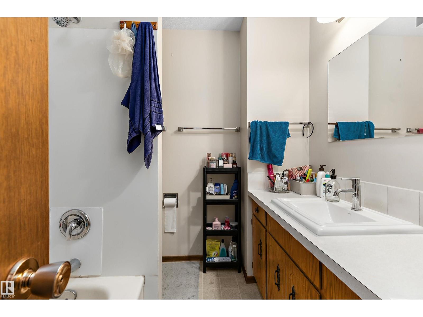 3825/27 53a St Property Photo 10