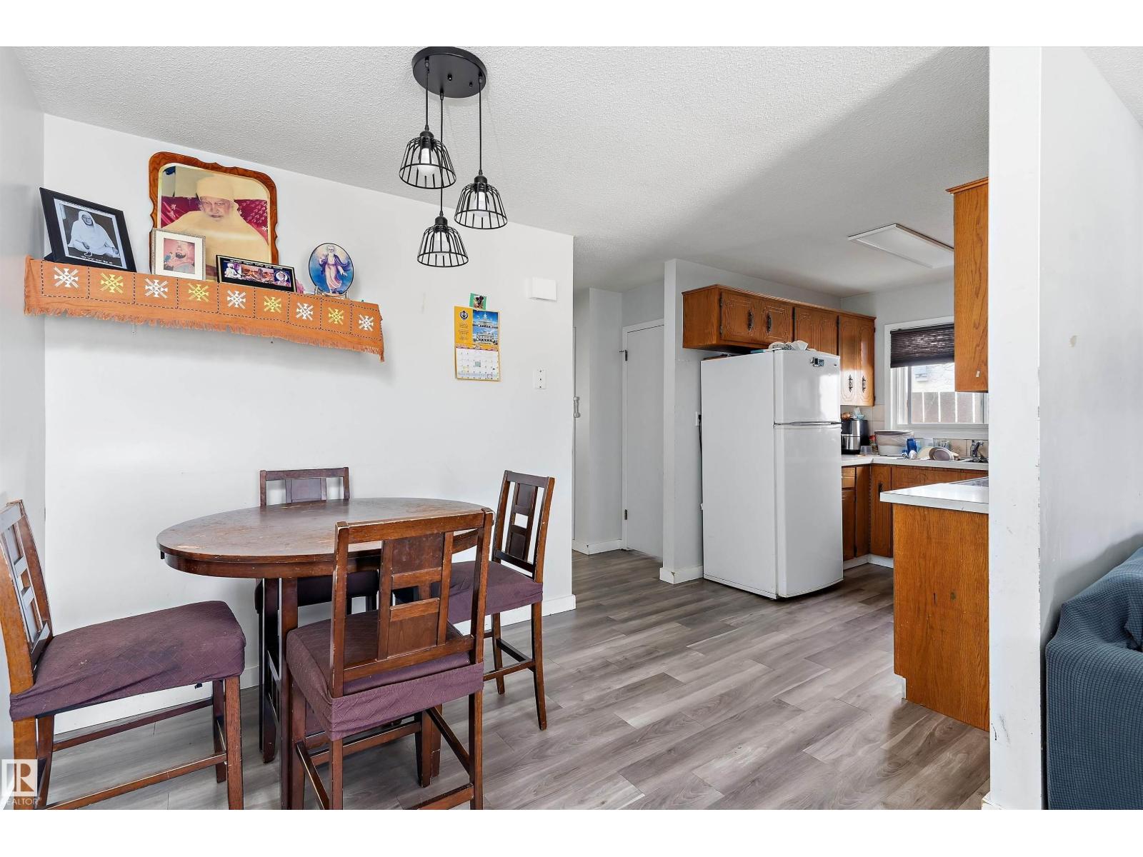 3825/27 53a St Property Photo 18