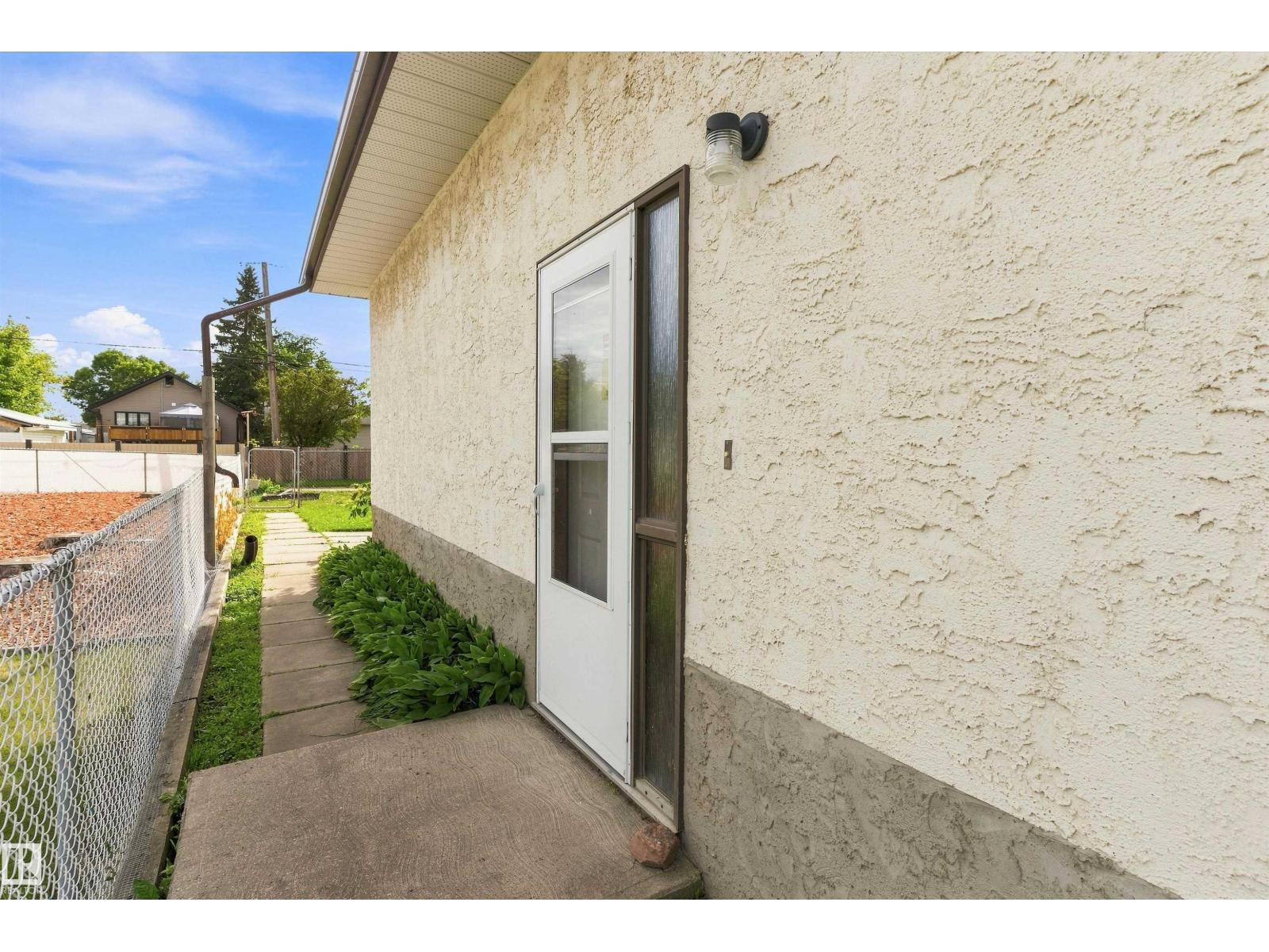 3825/27 53a St Property Photo 31