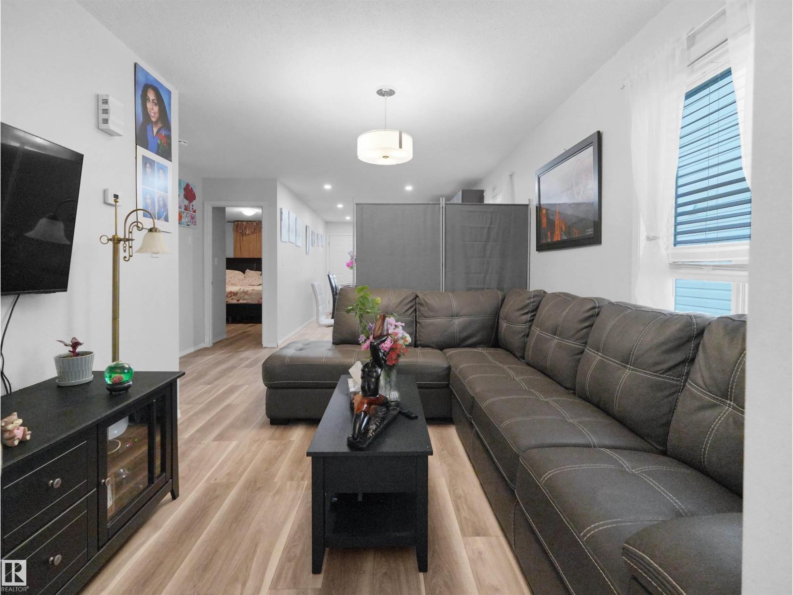 15511 45 St Nw Property Photo 15