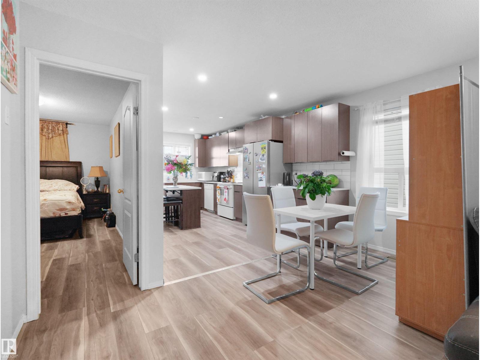 15511 45 St Nw Property Photo 17