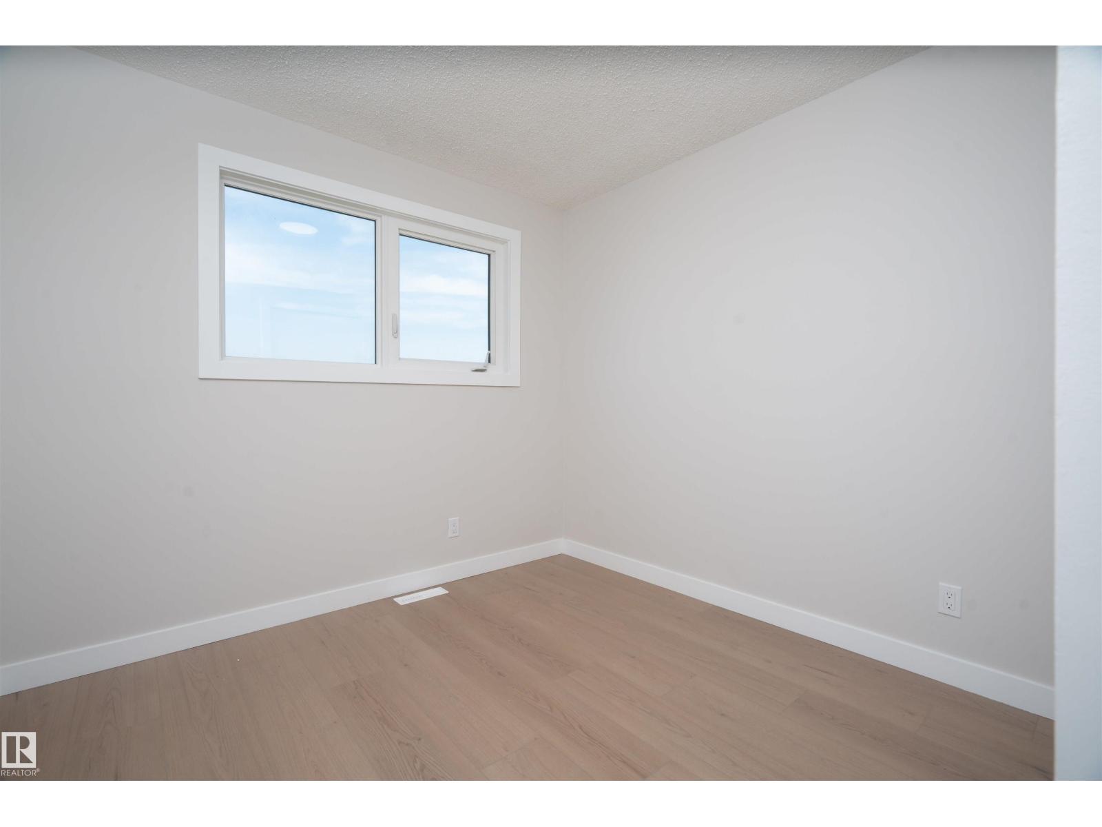 904 Knottwood S Nw Property Photo 29