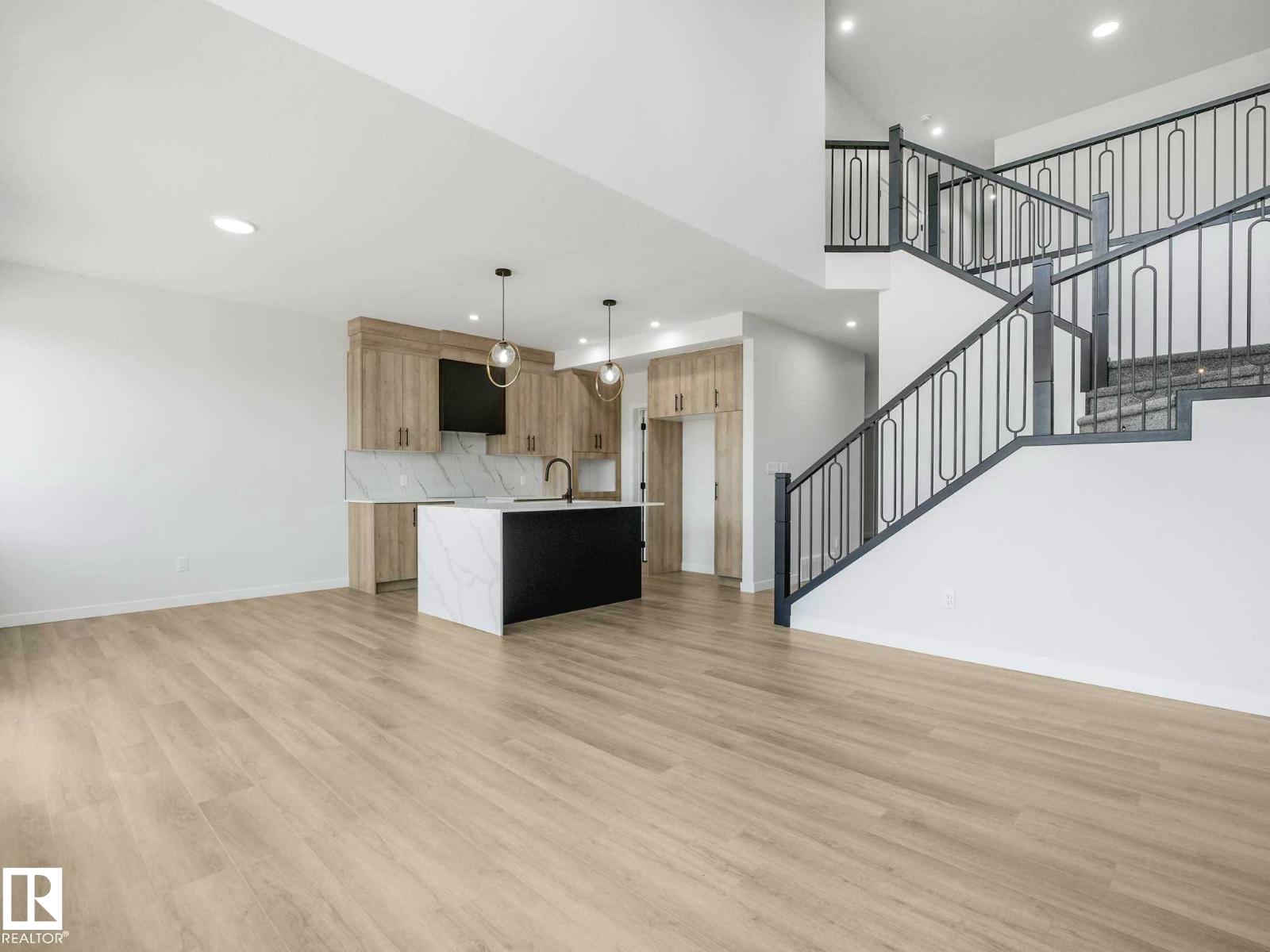 270 Munn Wy Property Photo 2