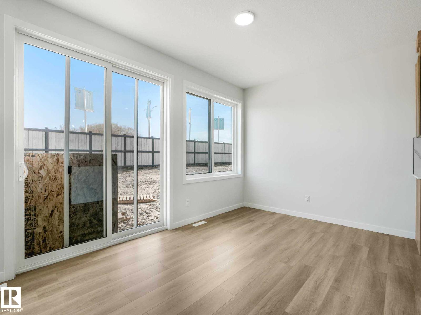 270 Munn Wy Property Photo 4