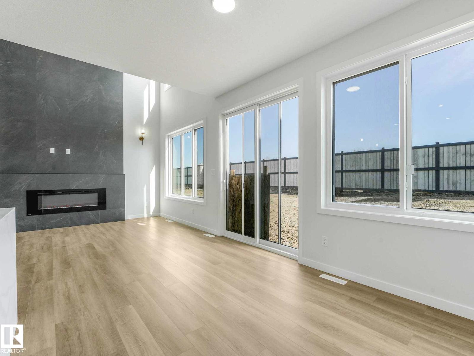 270 Munn Wy Property Photo 5