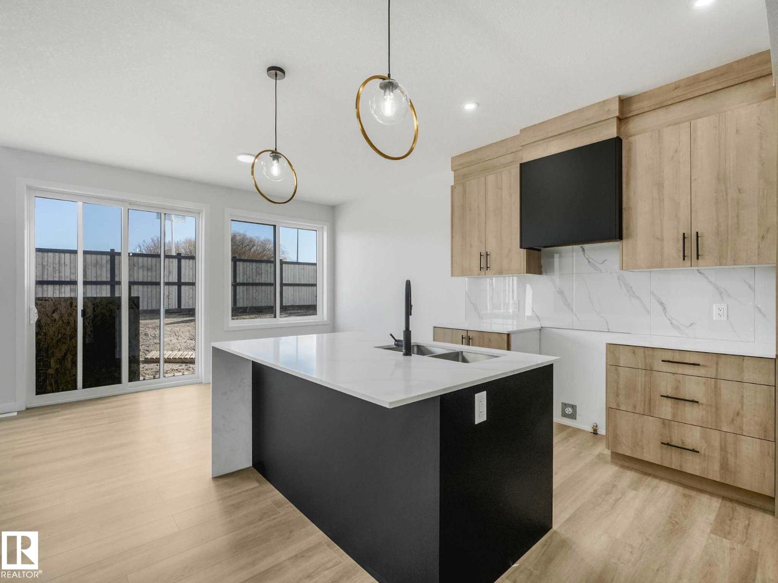 270 Munn Wy Property Photo 8