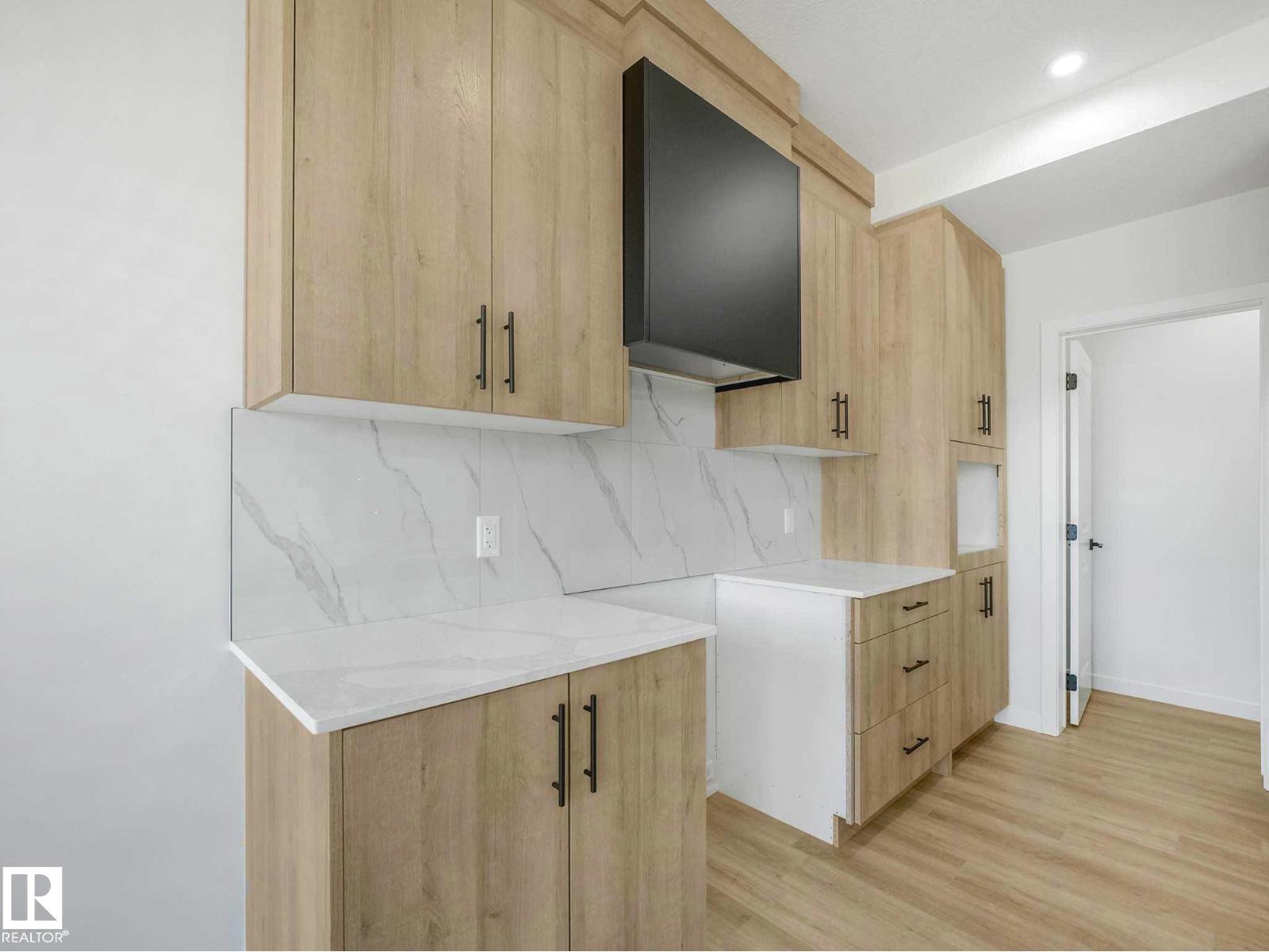 270 Munn Wy Property Photo 13