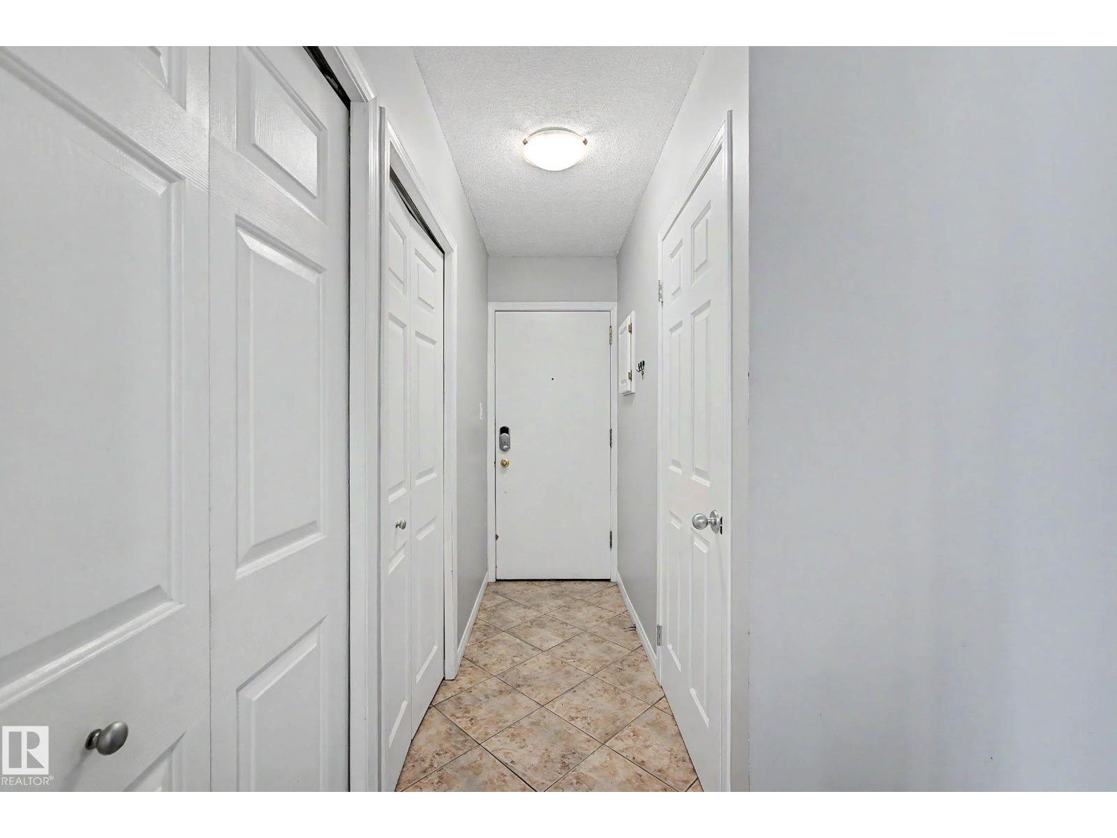 #16 11219 103a Av Nw Property Photo 5