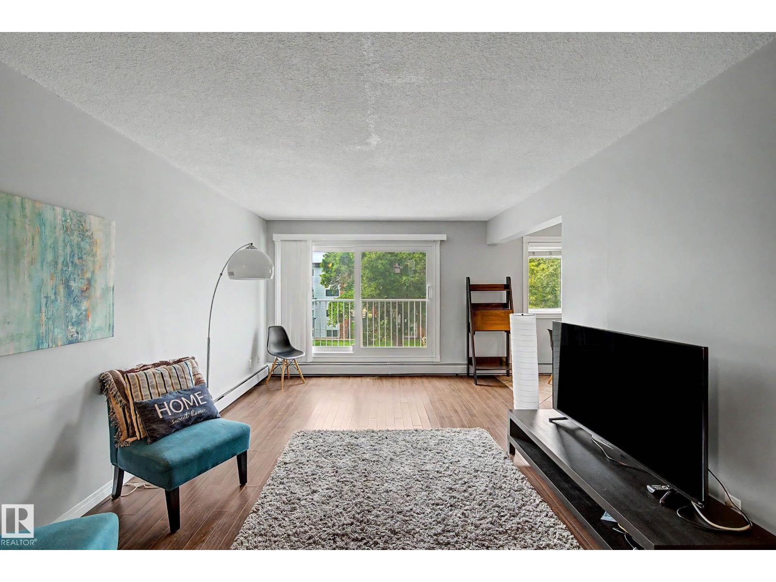 #16 11219 103a Av Nw Property Photo 10