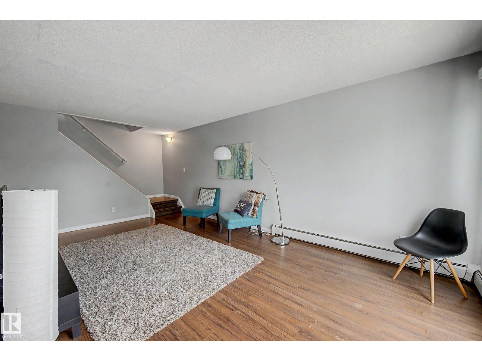 #16 11219 103a Av Nw Property Photo 11