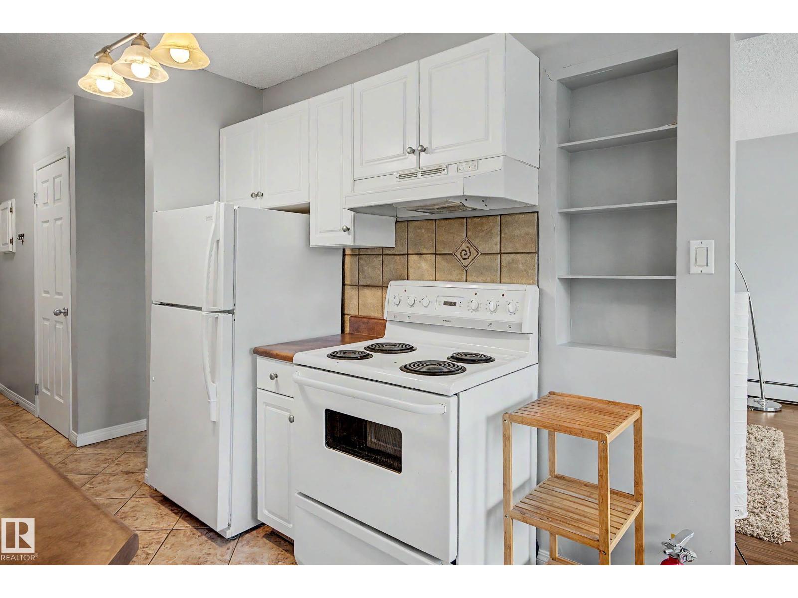 #16 11219 103a Av Nw Property Photo 18