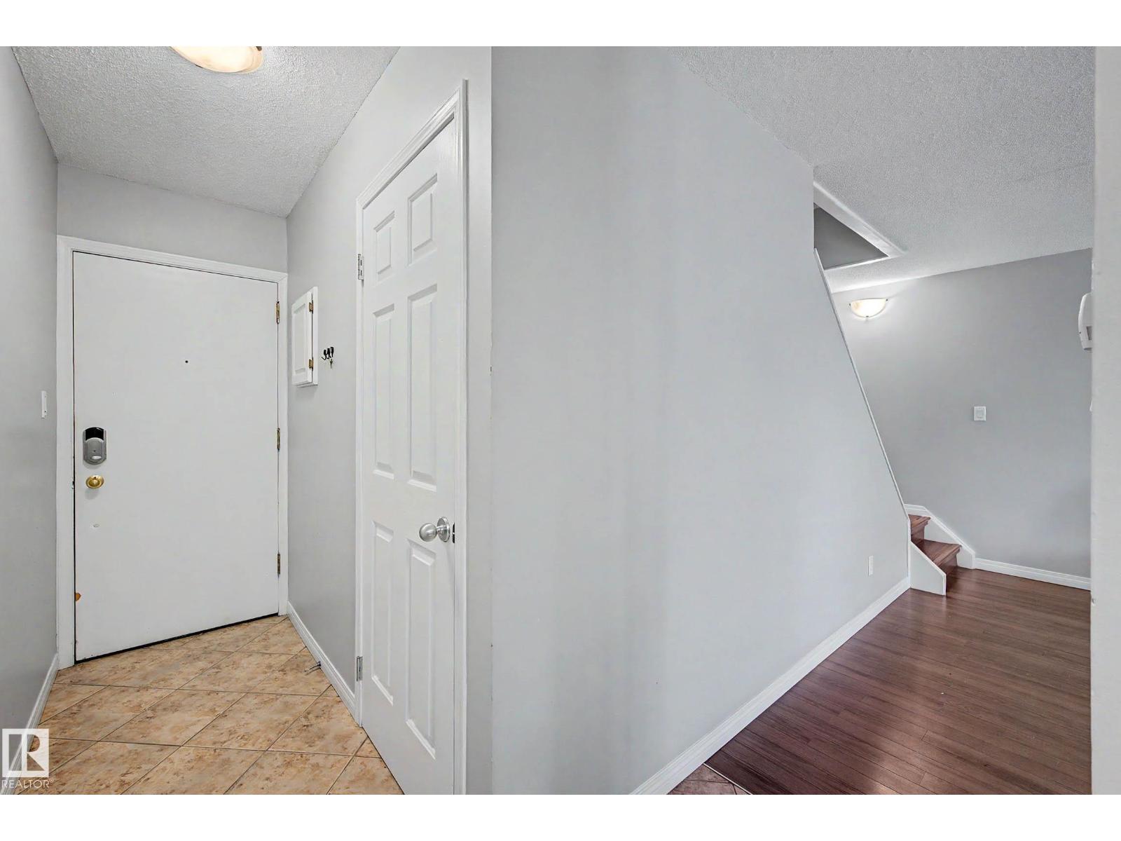 #16 11219 103a Av Nw Property Photo 21