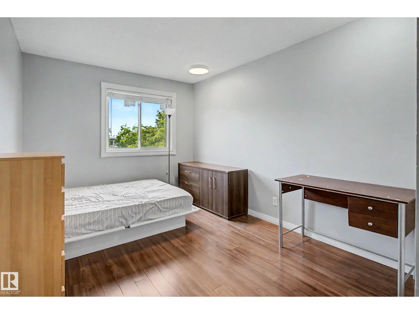 #16 11219 103a Av Nw Property Photo 26
