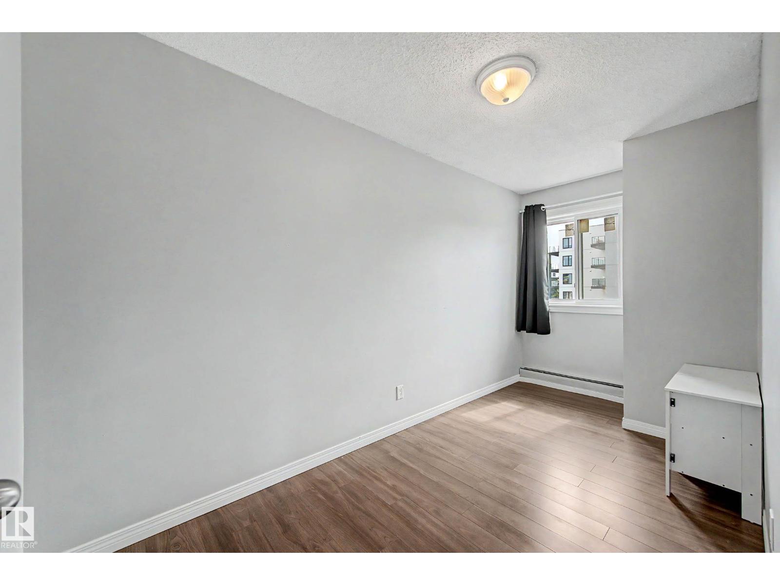 #16 11219 103a Av Nw Property Photo 28
