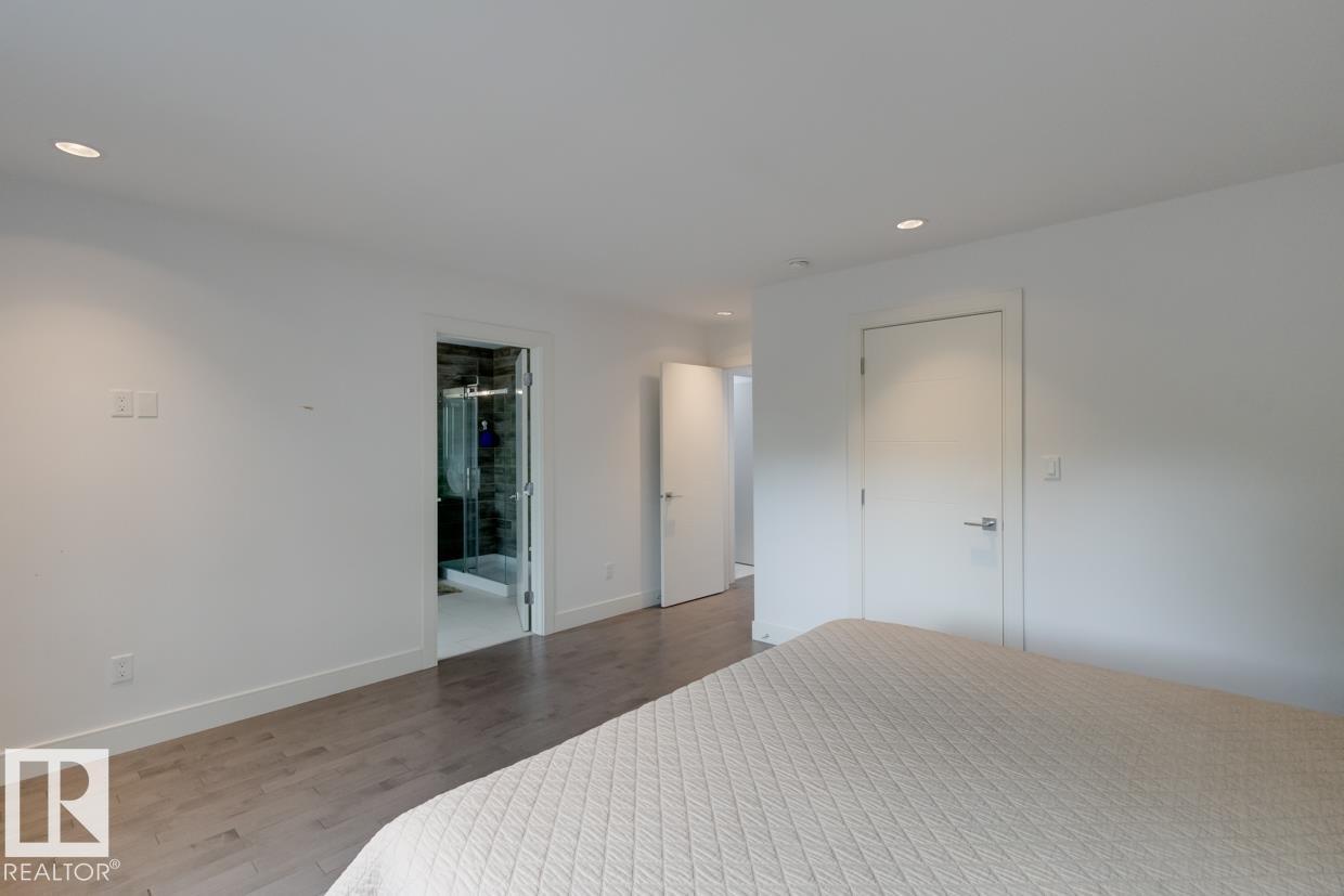 11045 85 Av Nw Property Photo 31