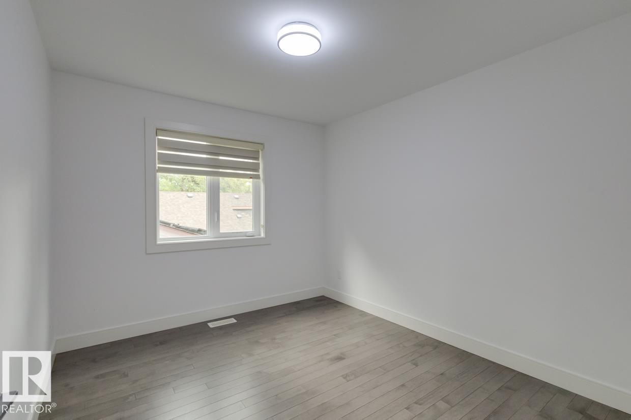 11045 85 Av Nw Property Photo 36