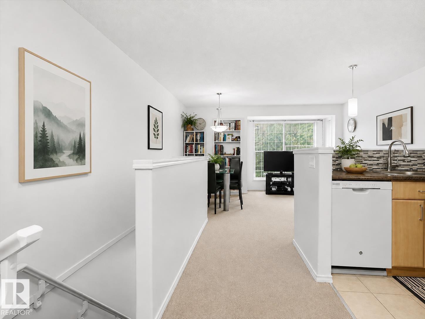 ##3 10235 111 St Nw Property Photo 16