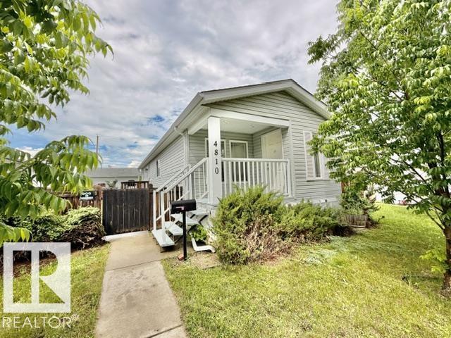 4810 48 Av Property Photo 2