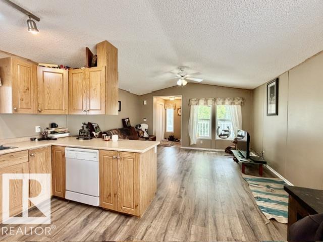 4810 48 Av Property Photo 10